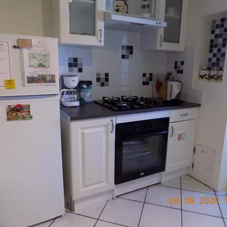 Aux Roses 度假居 *