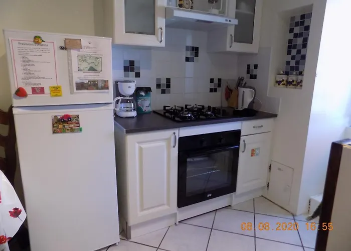 Aux Roses Holiday home *