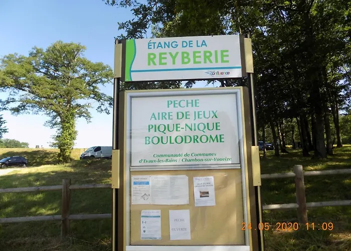 Aux Roses Holiday home