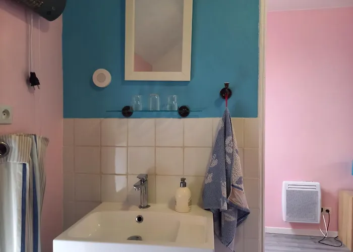 Aux Roses Holiday home