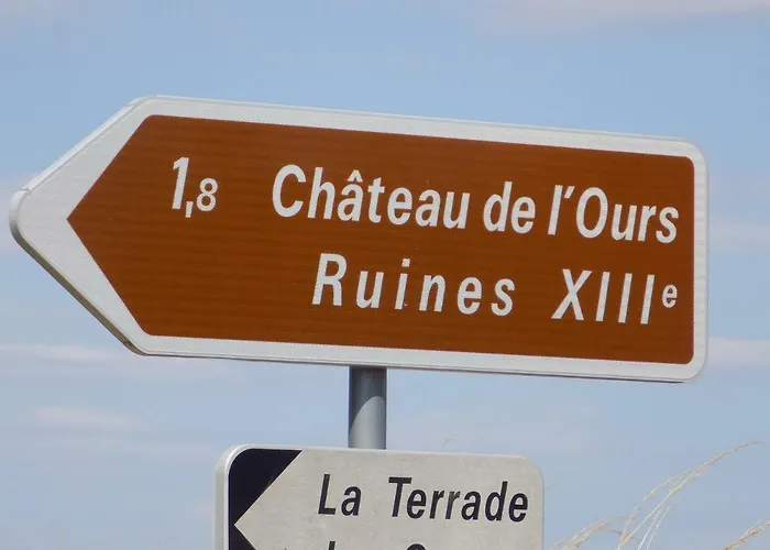 Aux Roses Holiday home