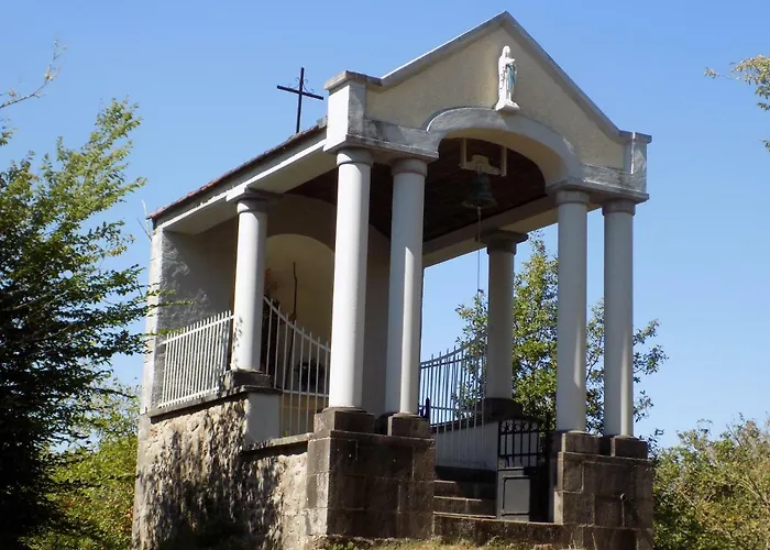 Holiday home Aux Roses